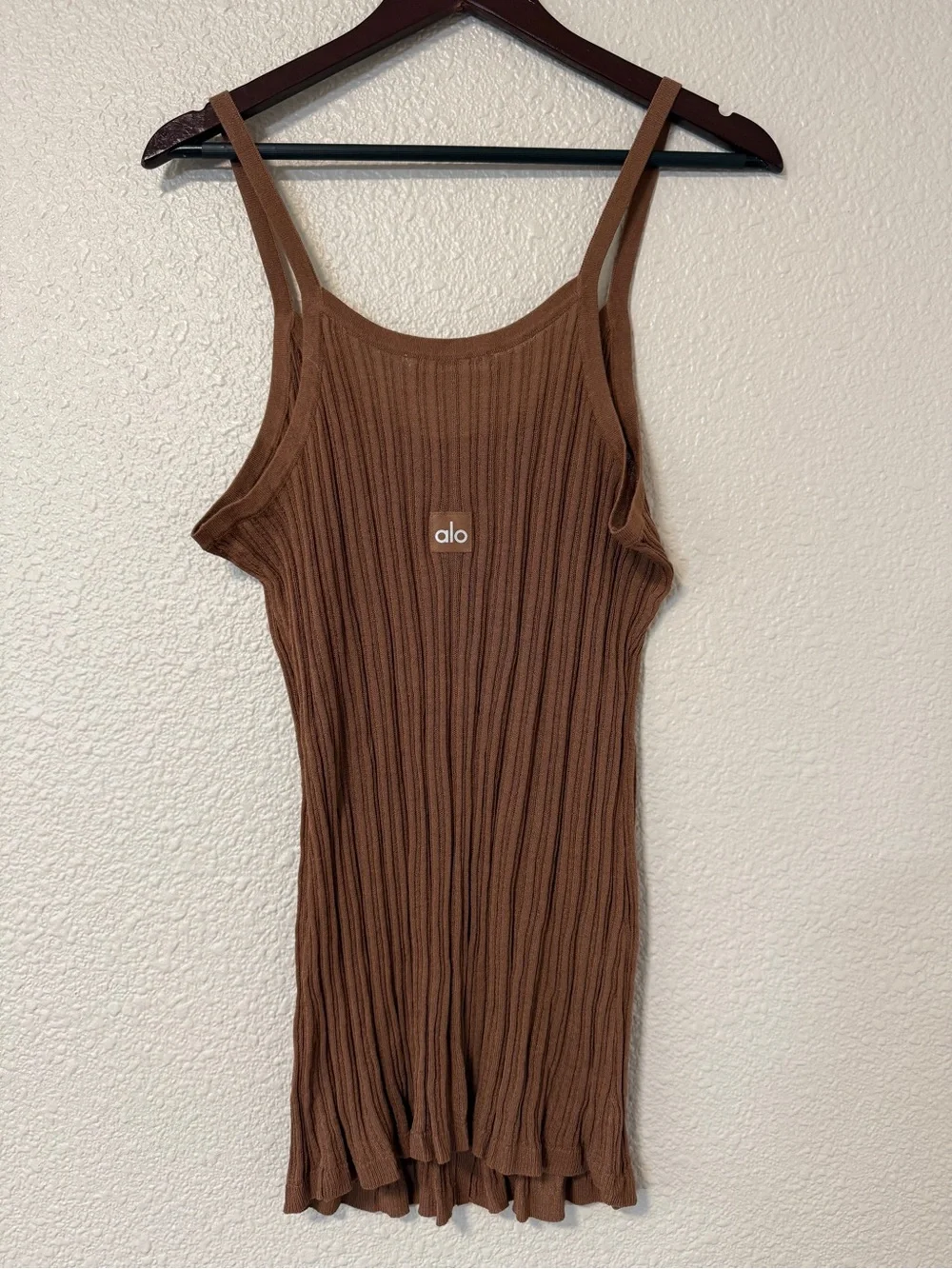 Alo Sunlit Button Down Tank Brown Summer Knit Tank Vacation Sexy Semi Sheer L